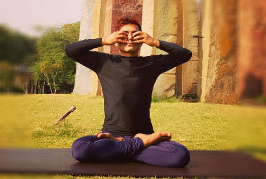 Yoga: क्या आप जानते हैं योग के यह फायदे? स्वस्थ्य जीवन के लिए रूटीन में जरूर करें शामिल Yoga: क्या आप जानते हैं योग के यह फायदे? स्वस्थ्य जीवन के लिए रूटीन में जरूर करें शामिल