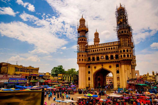 Travel : जानिए हैदराबाद के टॉप पर्यटन स्थल, बिरयानी और पारंपरिक व्यंजन का भी उठाए लुत्फ