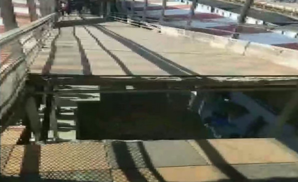 Accident: भोपाल रेलवे स्टेशन पर बड़ा हादसा, फुटओवर ब्रिज का हिस्सा गिरा, 12 लोग घायल
