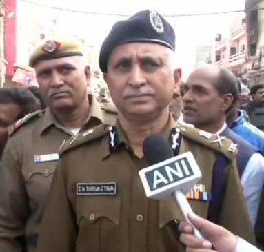 Delhi Violence: एसएन श्रीवास्तव होंगे दिल्ली के नए पुलिस कमिश्नर Delhi Violence: एसएन श्रीवास्तव होंगे दिल्ली के नए पुलिस कमिश्नर