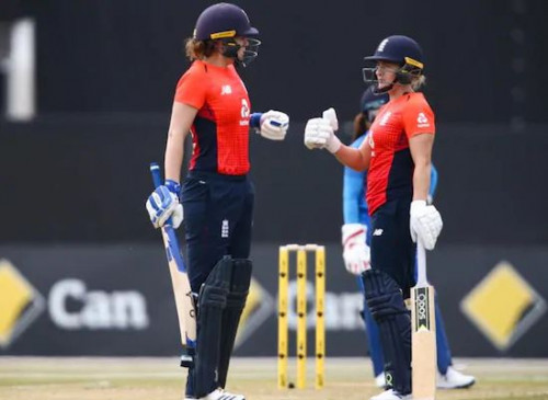 महिला क्रिकेट: त्रिकोणीय टी-20 सीरीज में भारत की लगातार दूसरी हार, इंग्लैंड ने 4 विकेट से हराया