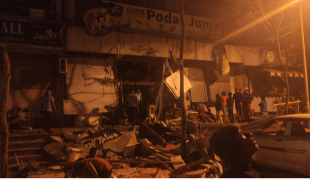 Fire breaks out in building near malabar hill mumbai maharashtra