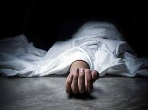 Four female laborers killed after felled in drain, a player hanged