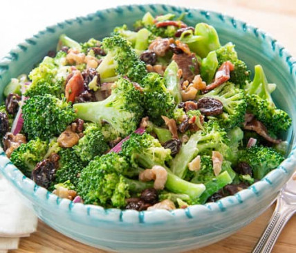 Healthy Diet: डाइट में शामिल करें 'ब्रोकली सलाद', फिट रहने की आसान रेसिपी Healthy Diet: डाइट में शामिल करें 'ब्रोकली सलाद', फिट रहने की आसान रेसिपी