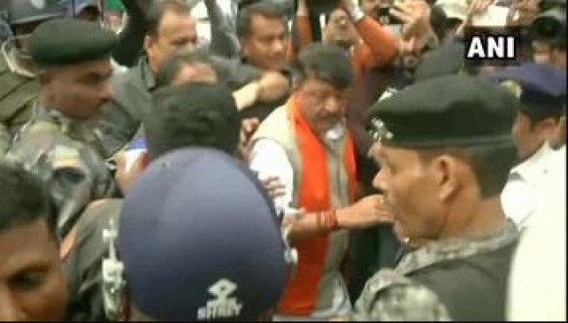 कोलकाता: सीएए के समर्थन में रैली करने पर BJP महासचिव कैलाश विजयवर्गीय हिरासत में