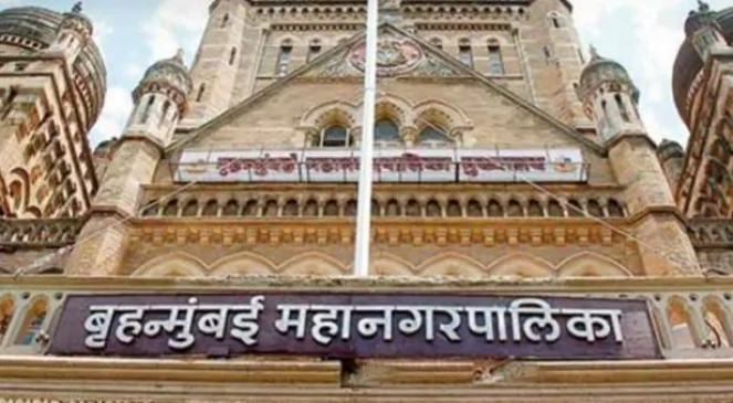 Manpa employees will arrive with dhol-nagara for property tax collection