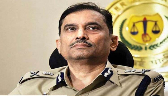 Mumbai Police Commissioner questioned in matter of contracting to son