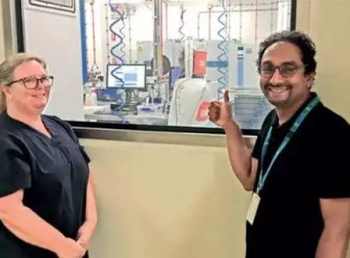 Coronavirus: ऑस्ट्रेलिया में भारतीय साइंटिस्ट के नेतृत्व वाली टीम वैक्सीन बनाने के बेहद करीब