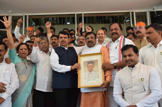 Ruckus in assembly : Fadnavis said on sawarkar issue - it is helplessness of power