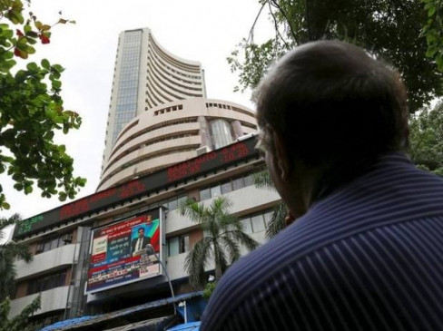 Opening Bell: सेंसेक्स 90 अंक लुढ़का, निफ्टी 11,650 के नीचे Opening Bell: सेंसेक्स 90 अंक लुढ़का, निफ्टी 11,650 के नीचे