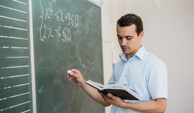 Teachers also need five working days - demand increased