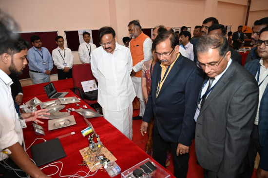 The Vice President oversaw the projects prepared by the students of Triple I.T.