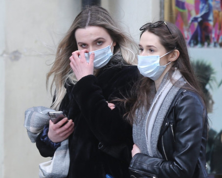 Coronavirus: 194 देशों तक फैला 'कोरोना' 16,462 लोगों की गई जान, 6 करोड़ से ज्यादा लोगों की होगी मौत ! Coronavirus: 194 देशों तक फैला 'कोरोना' 16,462 लोगों की गई जान, 6 करोड़ से ज्यादा लोगों की होगी मौत !