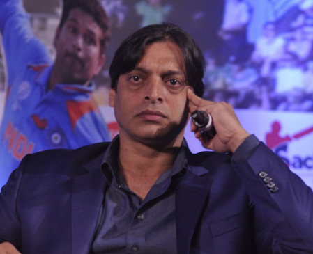 Akhtar calls on people to help each other Akhtar calls on people to help each other