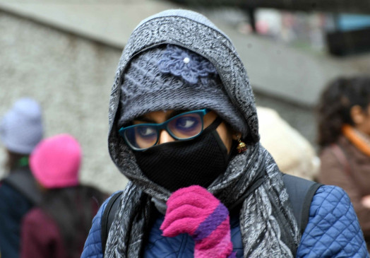 Delhi: Masks being made in Mustafabad homes Delhi: Masks being made in Mustafabad homes