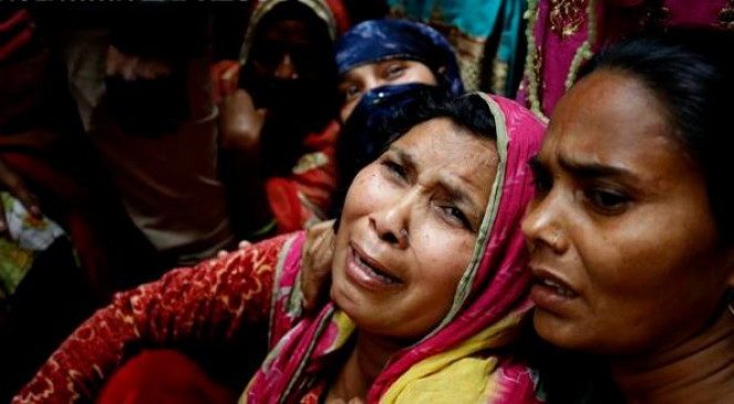 Delhi Violence Effect: दिल्ली हिंसा में मृतकों की संख्या हुई 53, पुलिस ने 1820 लोगों को हिरासत में लिया Delhi Violence Effect: दिल्ली हिंसा में मृतकों की संख्या हुई 53, पुलिस ने 1820 लोगों को हिरासत में लिया