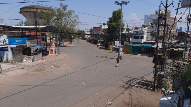 Garbage pickup in the morning did not come - impact of public curfew .... Garbage pickup in the morning did not come - impact of public curfew ....