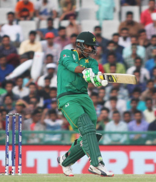 क्रिकेट: शरजील की वापसी पर सवाल उठाने वाले हफीज पीसीबी के निशाने पर