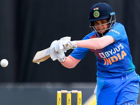 ICC womens t-20 ranking: शेफाली वर्मा की लंबी छलांग, टॉप पर पहुंची ICC womens t-20 ranking: शेफाली वर्मा की लंबी छलांग, टॉप पर पहुंची
