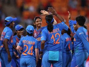 ICC Women's T-20 World Cup: टीम इंडिया चौथी बार सेमीफाइनल में, पांच ...