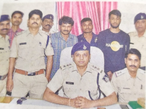 Money miscreants attacked - Threatened to kill Money miscreants attacked - Threatened to kill
