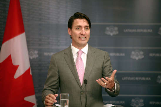 कोरोना के लक्षणों वाले लोग उड़ानों, ट्रेनों में सवार नहीं हो सकते : कनाडा प्रधानमंत्री टड्रो