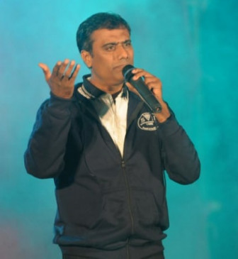 सिंगर स्वामीनाथन अय्यर ने गाया कोरोना वायरस गाना, डर को दूर भगाने का संदेश