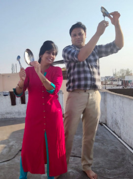 The sound of conch, bells, applause and thali echoing everywhere The sound of conch, bells, applause and thali echoing everywhere