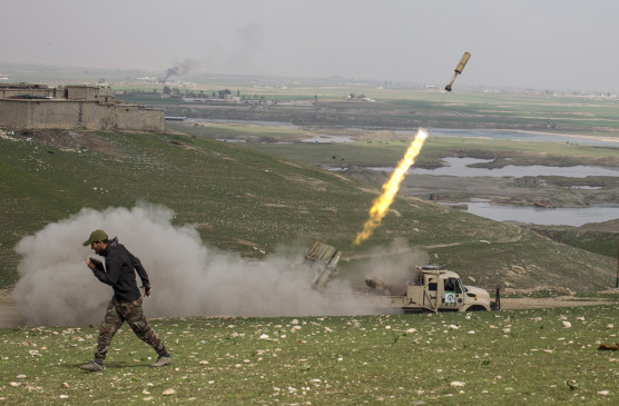  इराक में सैन्य अड्डे पर रॉकेट हमले में तीन की मौत (लीड-1) 