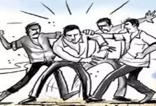 Two factions clash over electoral rivalry, 11 injured, two serious Two factions clash over electoral rivalry, 11 injured, two serious