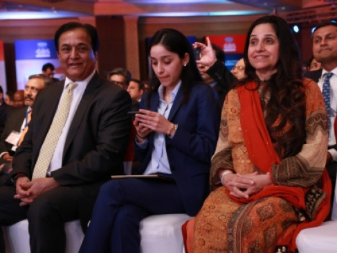 यस बैंक: पत्नी, बेटी सहित राणा कपूर ने रिश्वत के लिए बनाई 20 फर्जी कंपनियां यस बैंक: पत्नी, बेटी सहित राणा कपूर ने रिश्वत के लिए बनाई 20 फर्जी कंपनियां