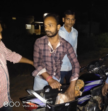 Bike rider arrested with two kilos of hemp - price is 70 thousand rupees