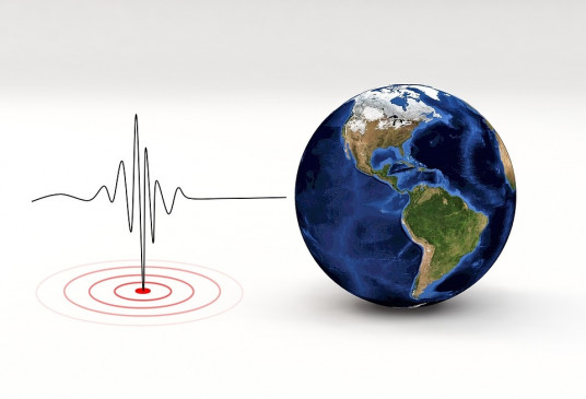  दिल्ली-एनसीआर में भूकंप के झटके, रिक्टर स्केल पर तीव्रता 3.4 