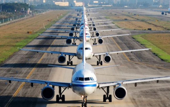 रिपोर्ट: कोरोना के कारण एविएशन सेक्टर को भारी नुकसान, 25 लाख होंगे बेरोजगार