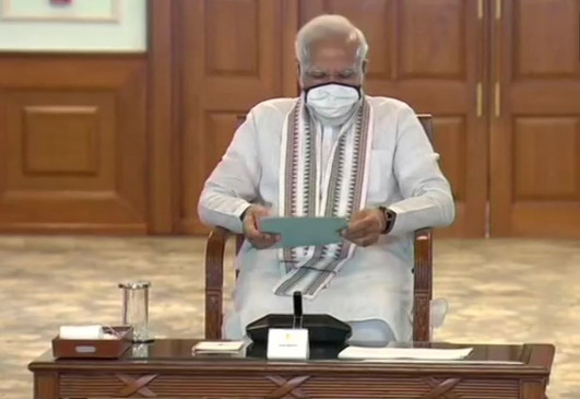 Economy Boost: कोरोना से बिगड़ी अर्थव्यवस्था को  निवेश से मिलेगी गति, मोदी ने बनाई रणनीति