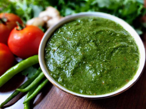 RECIPE: हरी चटनी में मिलाएं दही, रोजाना के बोरिंग टेस्ट से मिलेगा छुटकारा