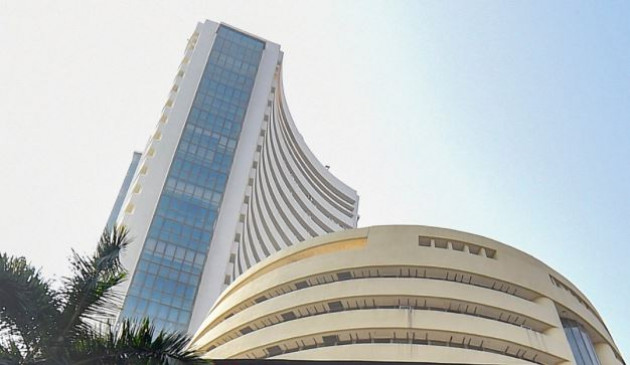 Share market: सेंसेक्स 1,265 अंक चढ़ा, निफ्टी 9,111 के पार बंद हुआ Share market: सेंसेक्स 1,265 अंक चढ़ा, निफ्टी 9,111 के पार बंद हुआ