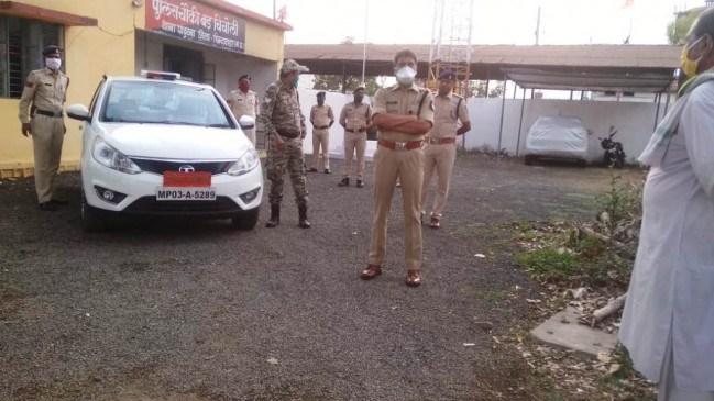 Surprising inspection of SP, line spot to head constable, SI reprimanded