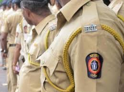 When asked to go into the house, started stoning on the police