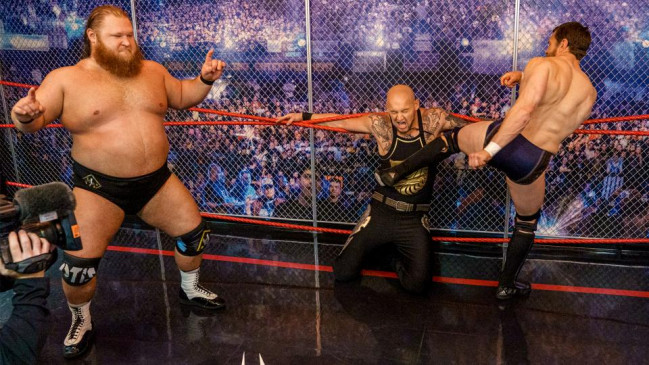 WWE Money in the bank Highlights: एजे स्टाइल्स की गलती के कारण जीते ओटिस, यहां देखें पूरे रिजल्ट्स WWE Money in the bank Highlights: एजे स्टाइल्स की गलती के कारण जीते ओटिस, यहां देखें पूरे रिजल्ट्स