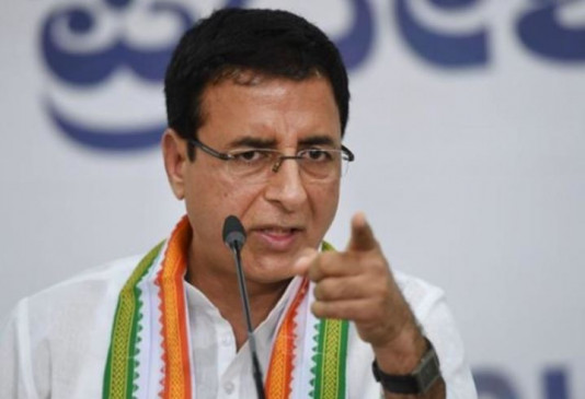 आर्थिक पैकेज पर कांग्रेस में दरार: सुरजेवाला-तिवारी ने उठाए सवाल, तो गहलोत-मिलिंद ने की तारीफ