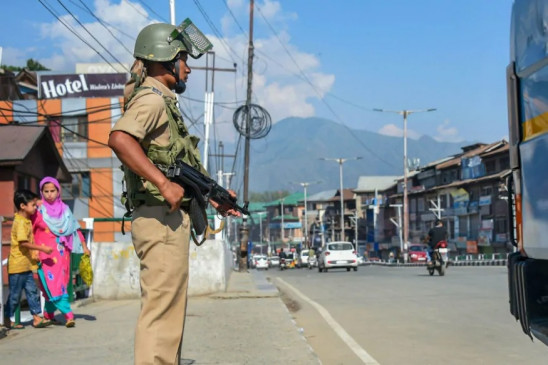  जम्मू-कश्मीर में राजनीतिक गतिविधि हुई तेज, आकार ले रही सलाहकार परिषद (आईएएनएस विशेष) 