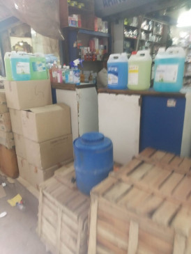  दिल्ली में संदिग्ध हैंड सैनिटाइजर बेचने वाली दुकानों पर छापेमारी (आईएएनएस इंपैक्ट) 