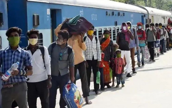 श्रमिक स्पेशल: 30 घंटे का रास्ता 4 दिन में पूरा कर रही ट्रेन, भूख-प्यास से मजदूर परेशान