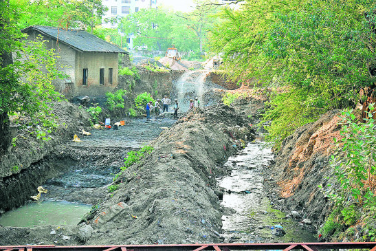 211 river and rivulets of Nagpur clean, many drains still in plight 211 river and rivulets of Nagpur clean, many drains still in plight