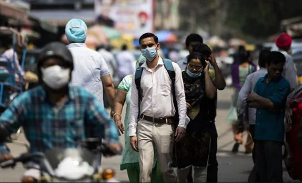 Coronavirus in India: बीते 24 घंटे में 12,881 नए केस, 334 की मौत, कुल मरीजों की संख्या 3.66 लाख के पार Coronavirus in India: बीते 24 घंटे में 12,881 नए केस, 334 की मौत, कुल मरीजों की संख्या 3.66 लाख के पार