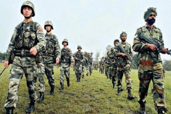 लद्दाख: भारत-चीन के विदेश मंत्रालय के अफसर शांतिपूर्ण ढंग से बात करने को राजी, आज सुबह मिलेंगे दोनों देशों के सैन्य अधिकारी