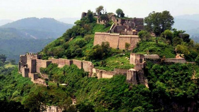 Mysterious Fort: यह है भारत का सबसे पुराना किला, जिसका रहस्य आज तक कोई नहीं सुलझा पाया 