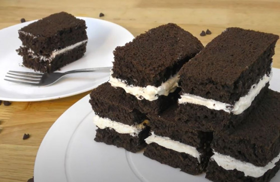 Cake: बिना अंडा सिर्फ तीन चीजों से 10 मिनट में बनाएं केक, जानें रेसिपी Cake: बिना अंडा सिर्फ तीन चीजों से 10 मिनट में बनाएं केक, जानें रेसिपी