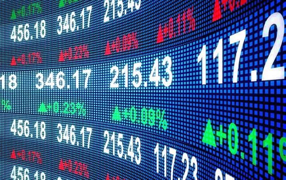 Share market: सेंसेक्स 413 अंक लुढ़का, निफ्टी 10,050 के नीचे बंद हुआ Share market: सेंसेक्स 413 अंक लुढ़का, निफ्टी 10,050 के नीचे बंद हुआ